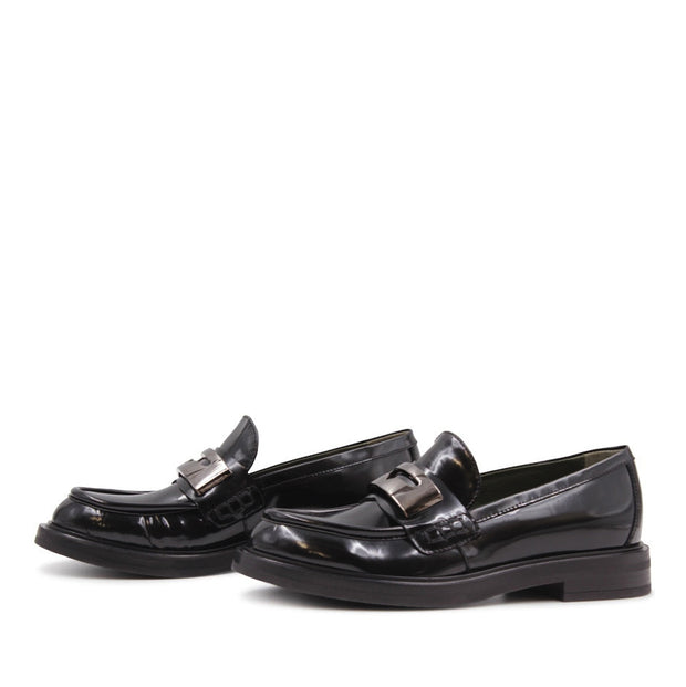 Carla Loafers