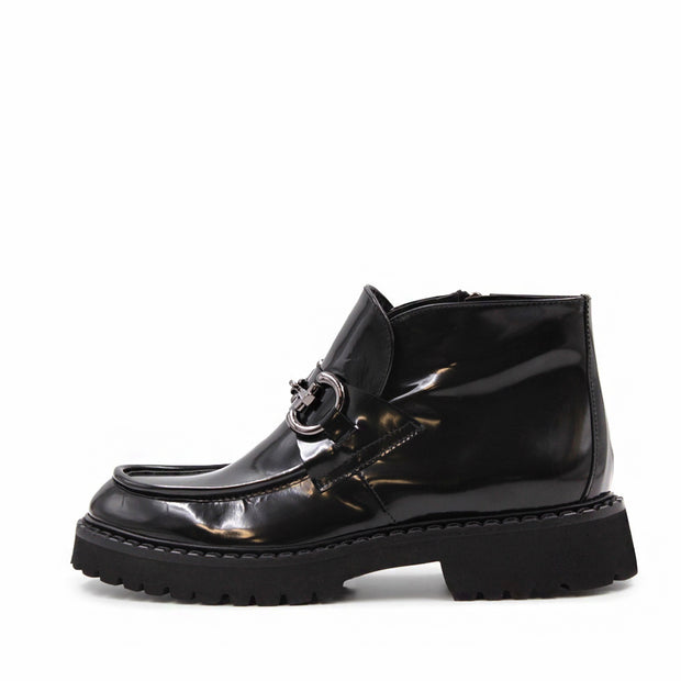Livia Boots