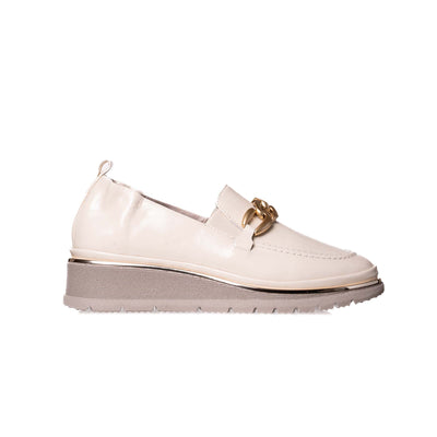 Isotta Loafer in Chalk
