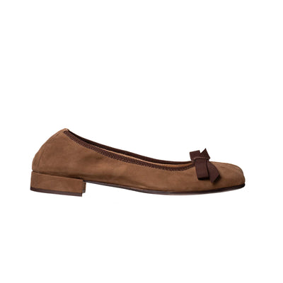 Emma Pump in Cappucino
