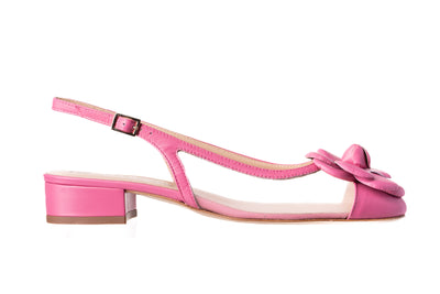 Ivy Camelia in Pink
