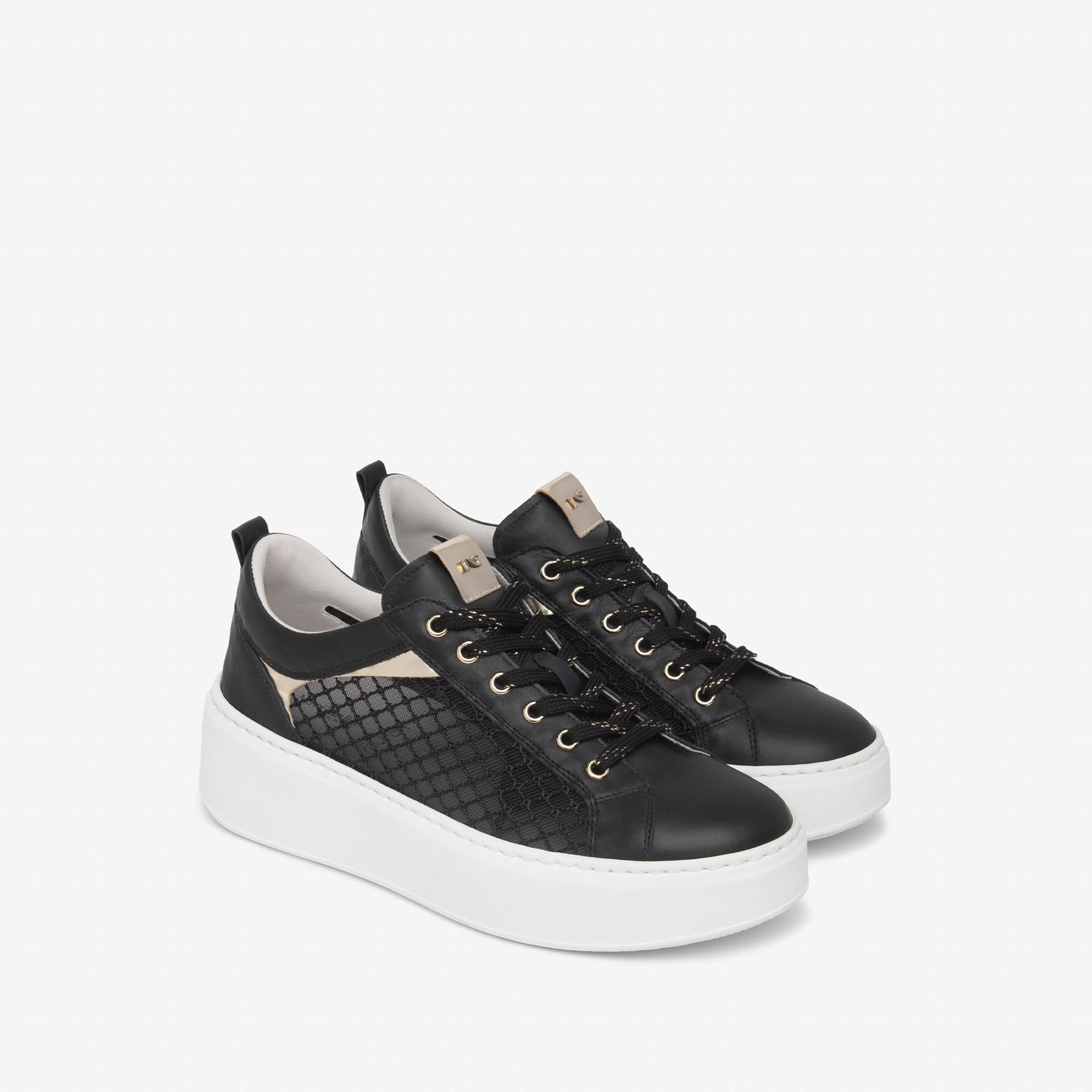 Cipria Sneakers in Nero