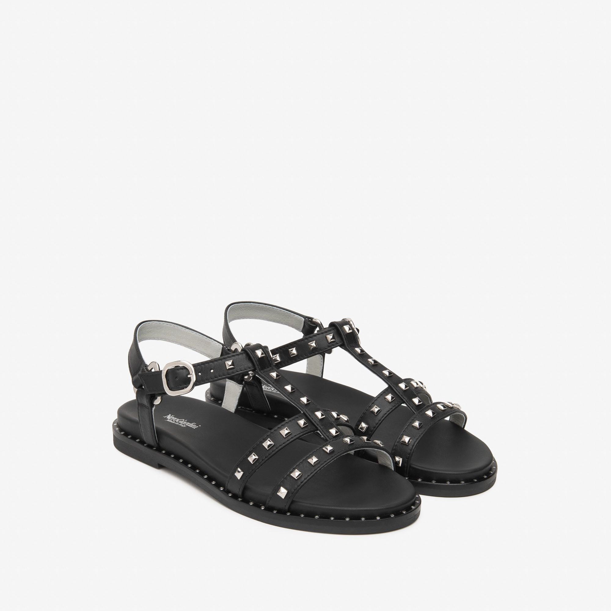 Nerina Sandals in Black