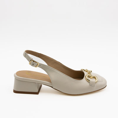 Luna Shoes in Cream