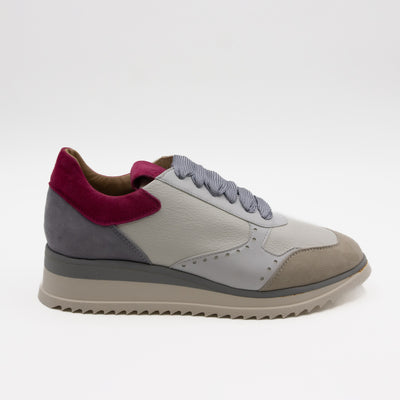 Bettina Sneakers in Cool Grey