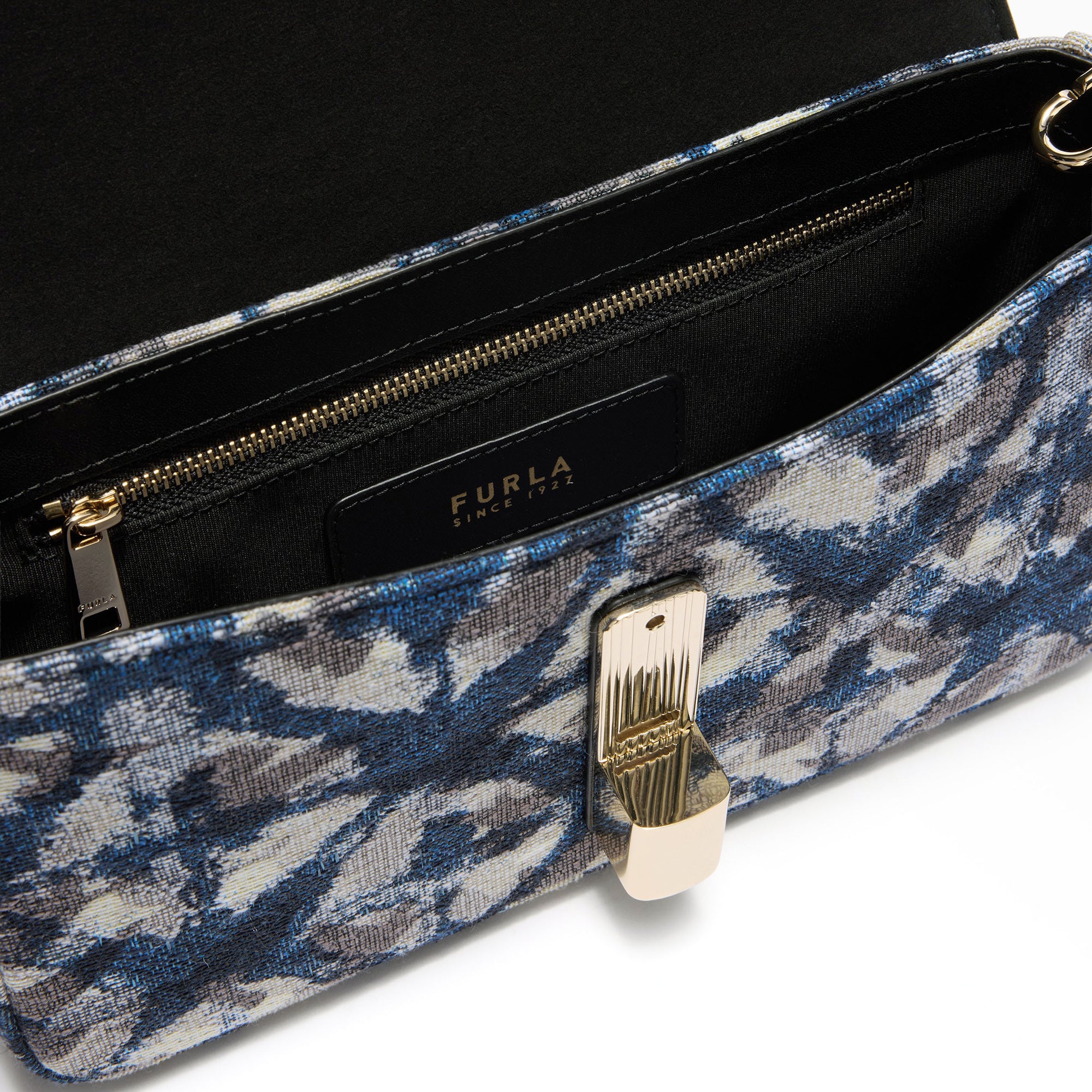 Iride Crossbody In Toni Nero