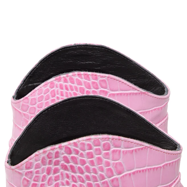 Texan Boots in New Pink
